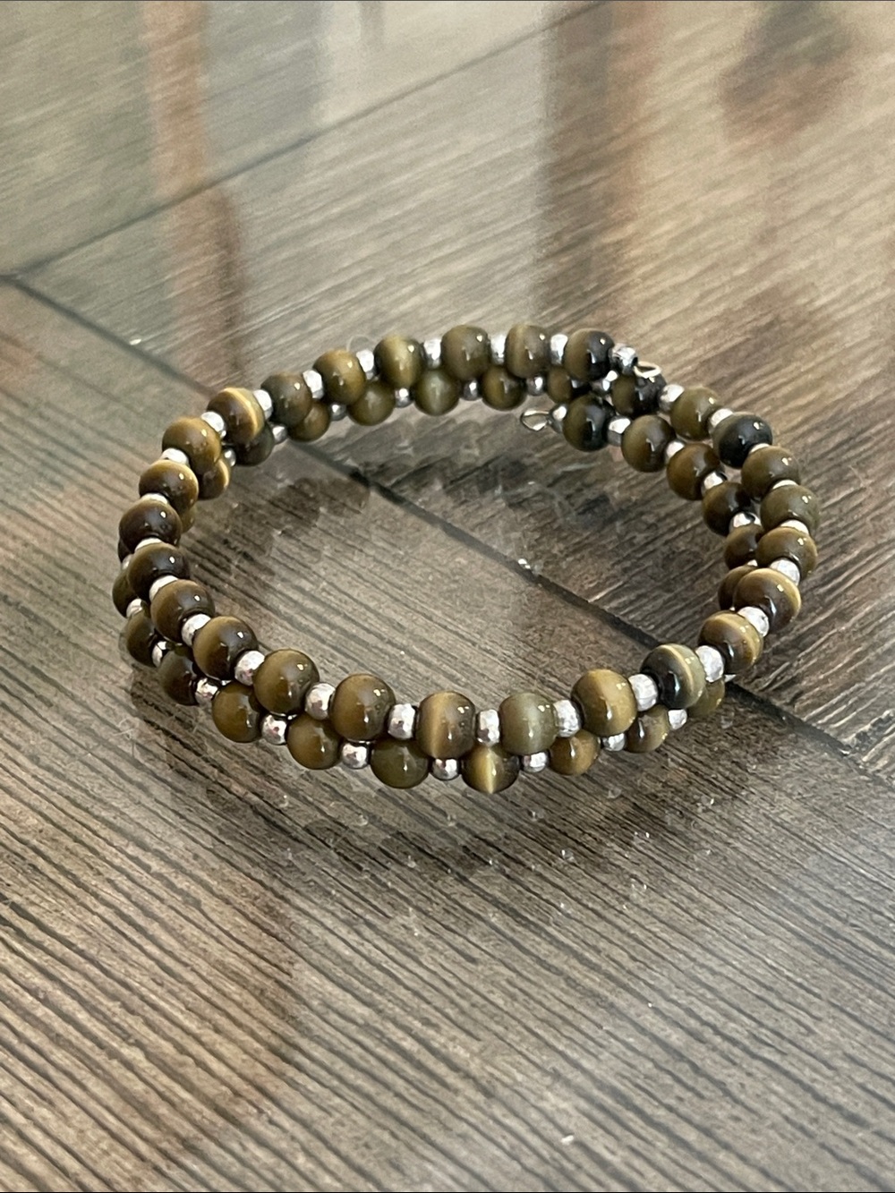 Vintage Style Memory Wire Brown Cat’s Eye Bead
Bracelet